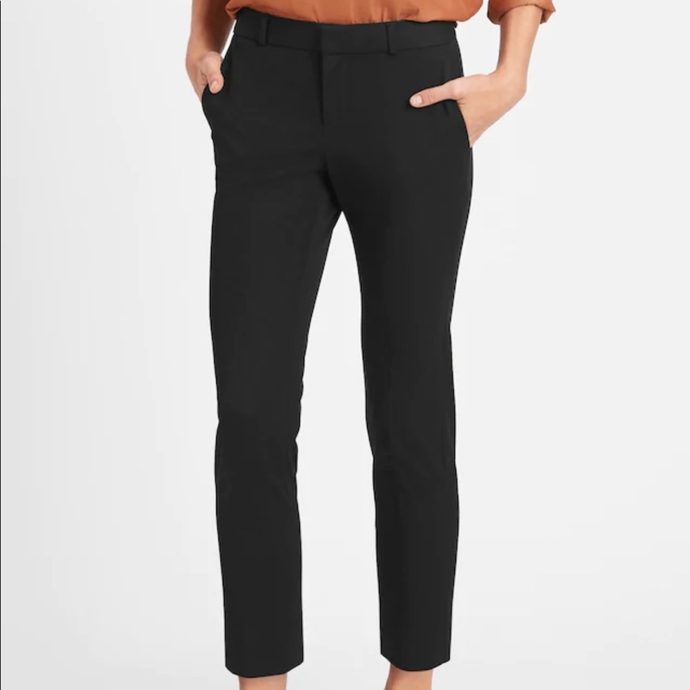 New with tags! Black Avery dress pants